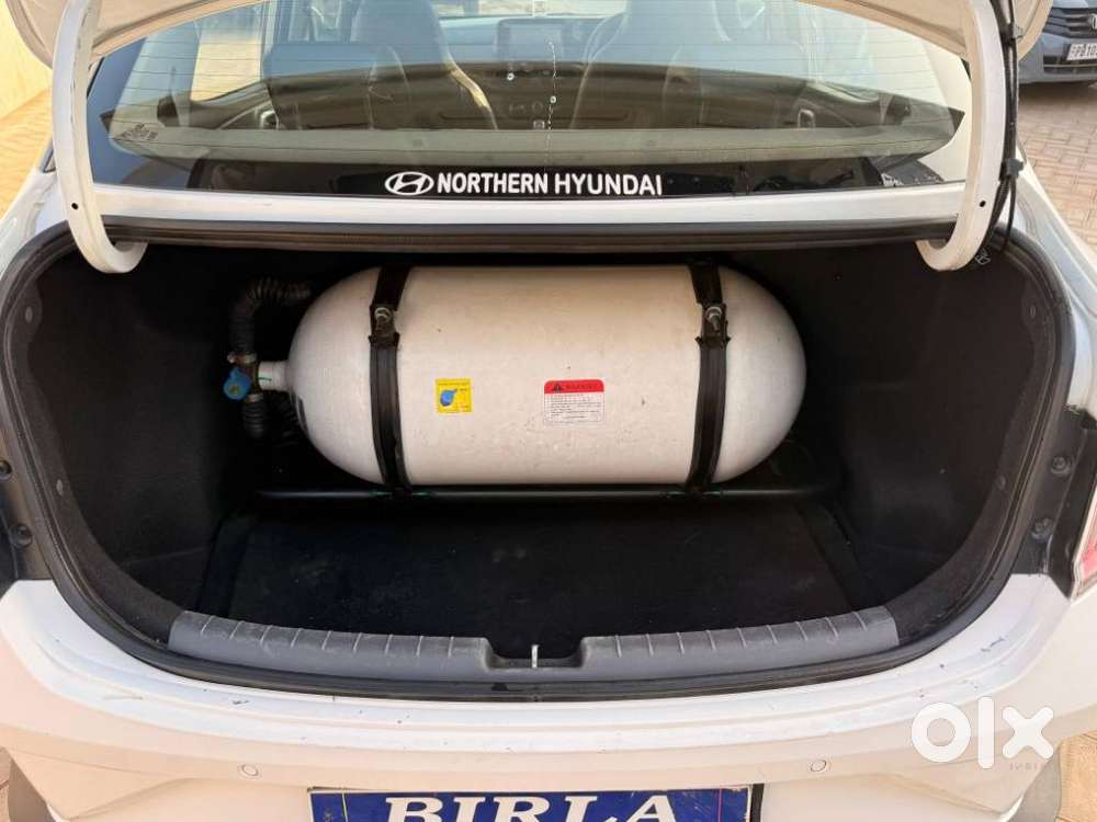 Hyundai Aura 1.2 Sx Cng, 2023, Petrol