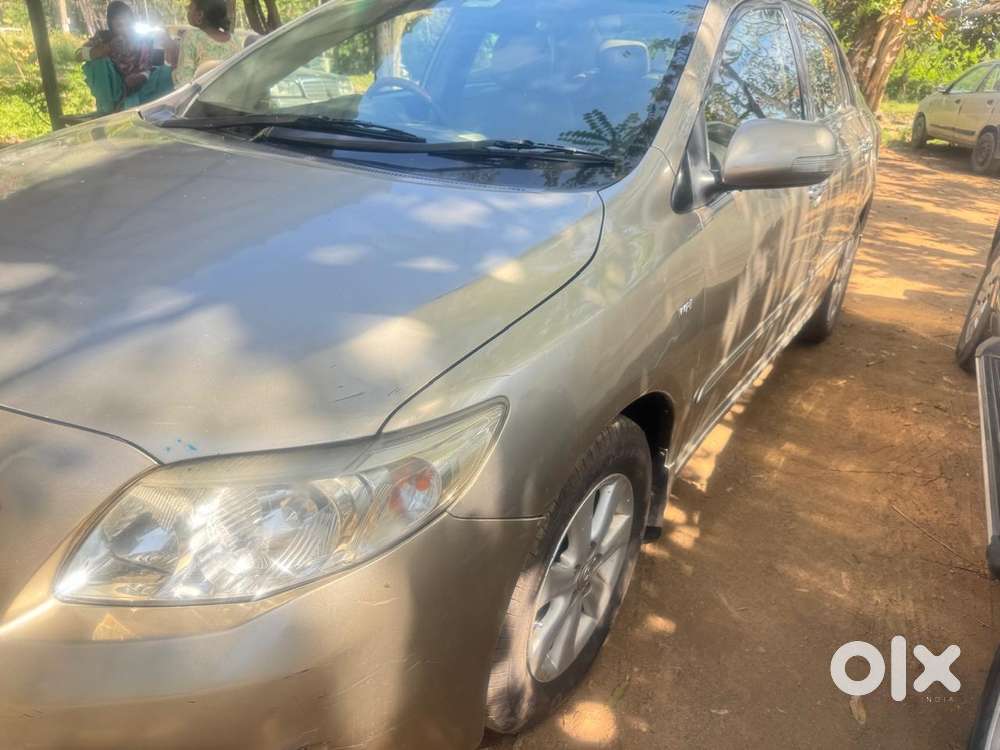 Toyota Corolla Altis 2010-2013 Vl, 2010, Petrol