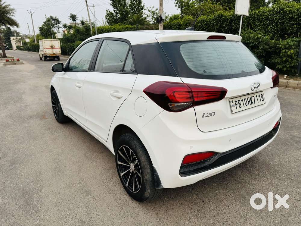Hyundai I20 Sportz 1.2 Vtvt, 2020, Petrol