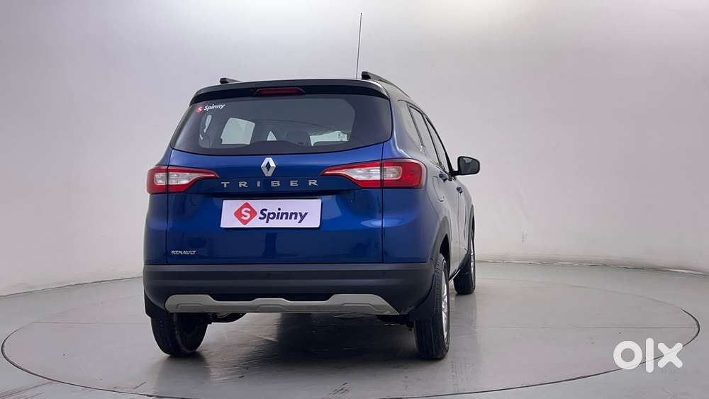 Renault Triber Rxt, 2023, Petrol