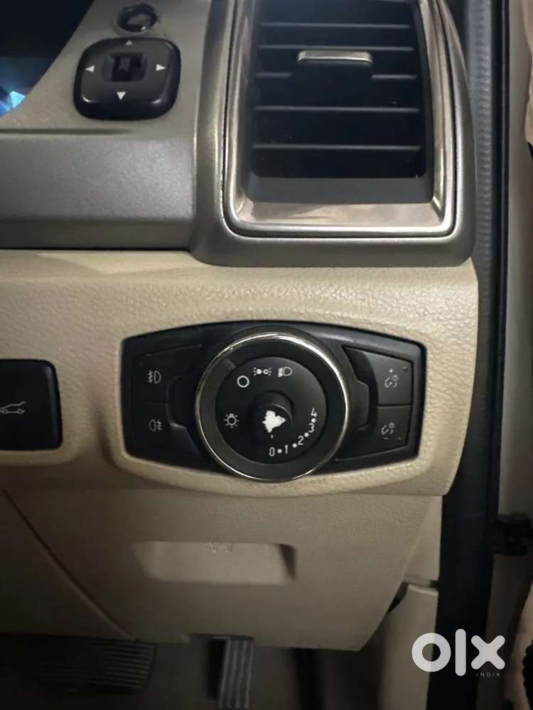 Ford Endeavour 2017 Diesel 100000 Km Driven