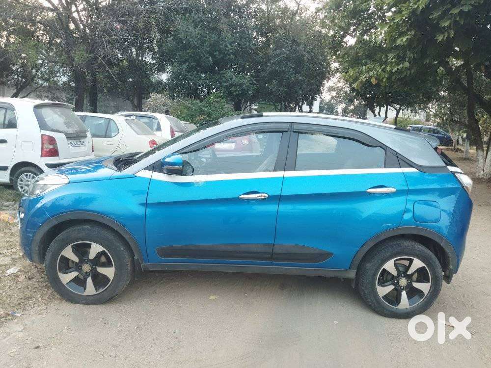 Tata Nexon 1.2 Revotron Xz Plus Dual Tone, 2018, Petrol