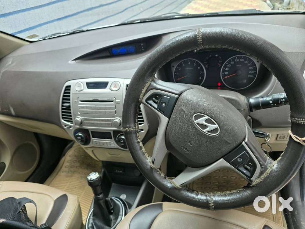 Hyundai I20 1.2 Asta Option With Sunroof, 2010, Petrol