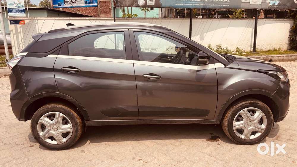 Tata Nexon 1.2 Revotron Xz, 2022, Petrol