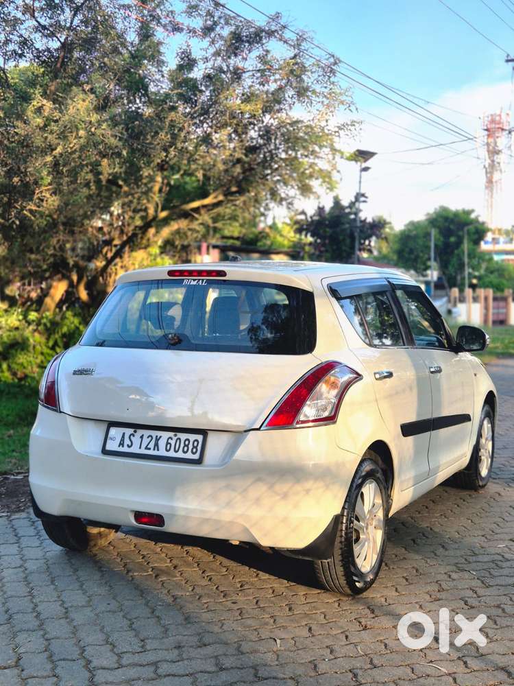 Maruti Suzuki Swift Zxi, 2013, Petrol