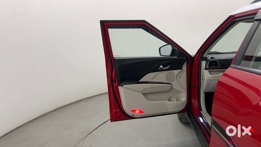 Mahindra Xuv300 W8 Option, 2021, Petrol