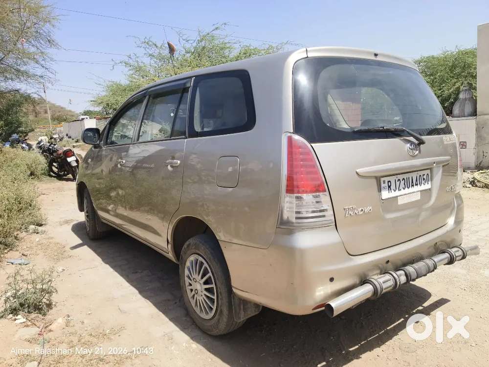 Toyota Innova 2009
