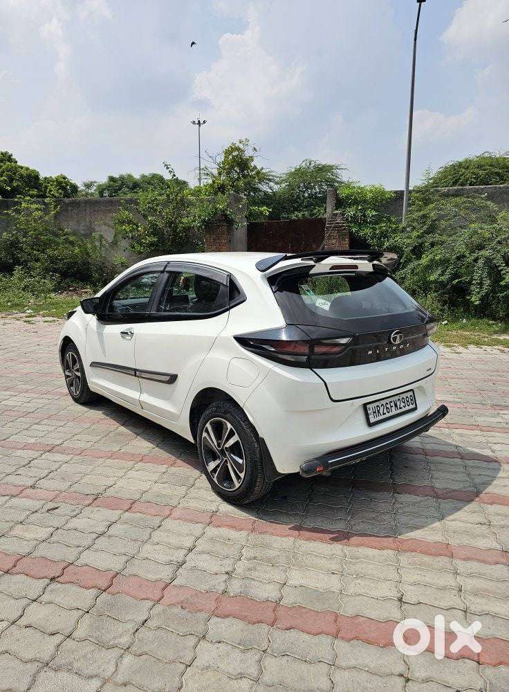 Tata Altroz Xm Plus Icng, 2024, Cng & Hybrids