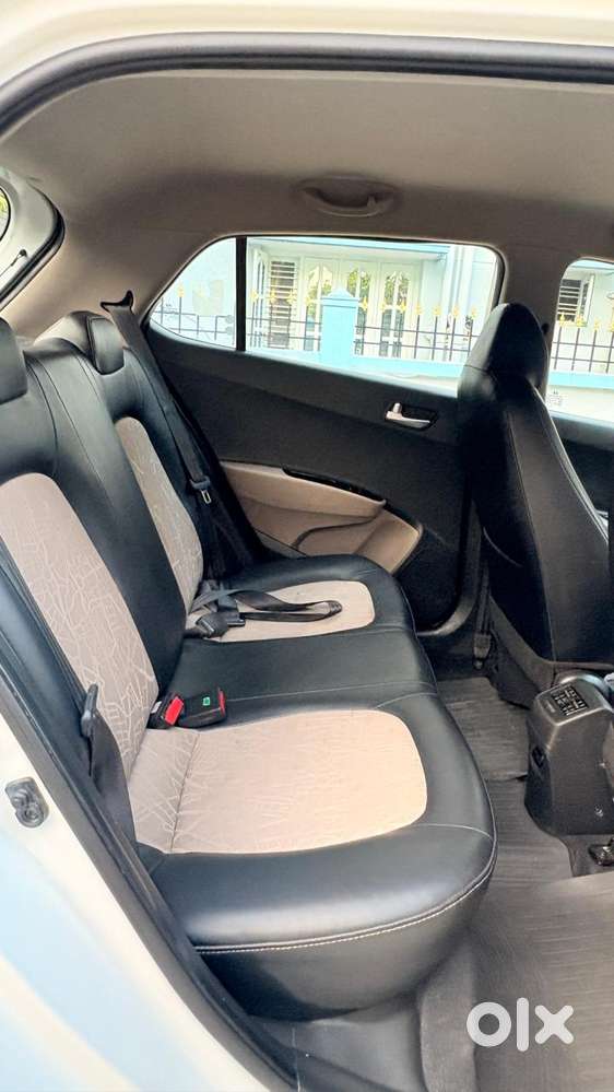 Hyundai Grand I10 At Sportz, 2018, Petrol