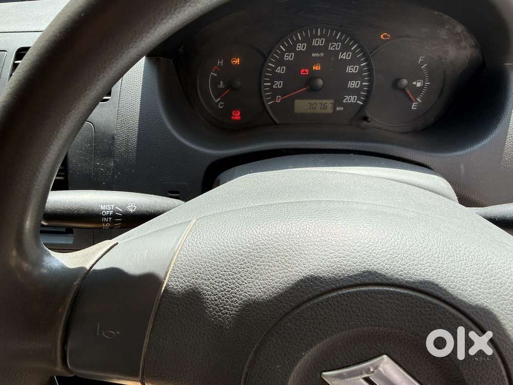 Maruti Suzuki Swift Lxi Option, 2010, Petrol