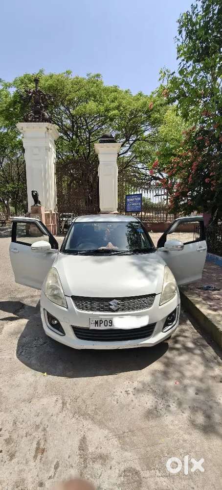 2015 Vxi All Maintained Gadhi Ek Hath Chali Hui H Ghar Mai Use Hui H