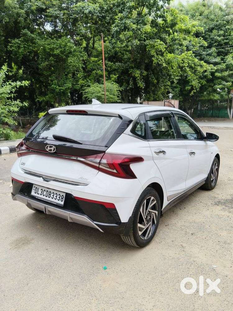 Hyundai I20 Asta (o) 1.2 Ivt, 2024, Petrol