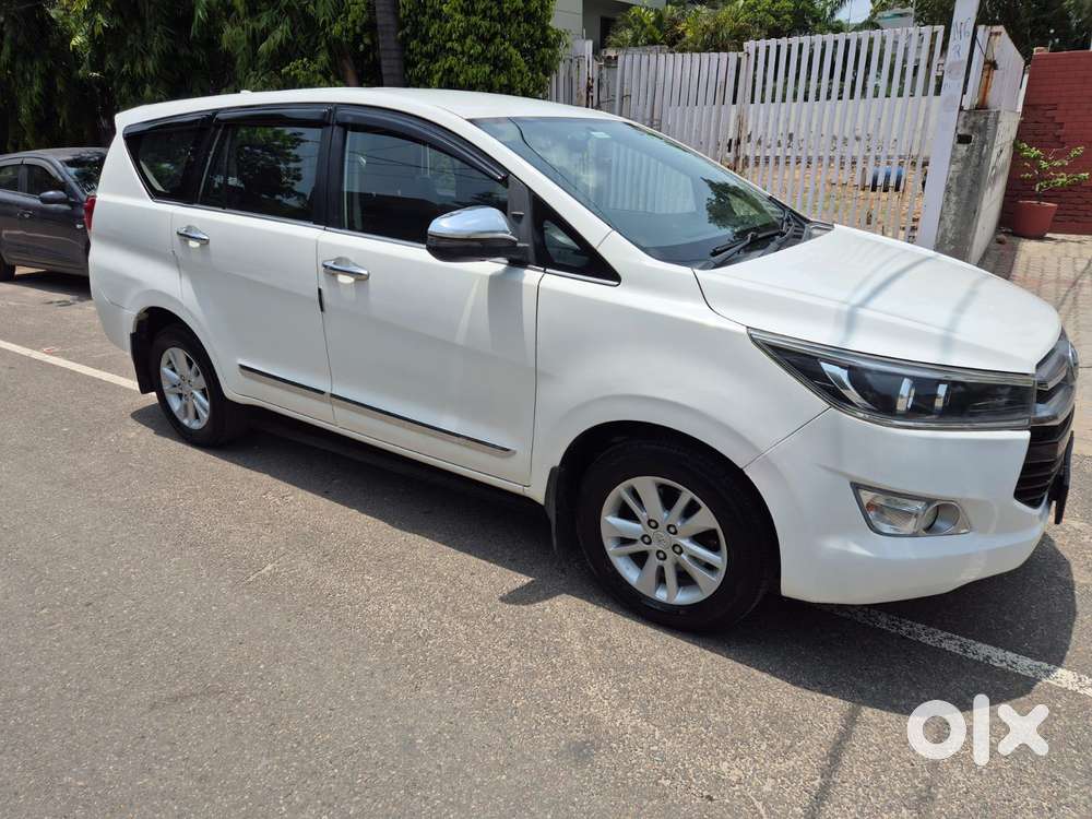 Toyota Innova Crysta 2.4 Zx Mt, 2018, Diesel