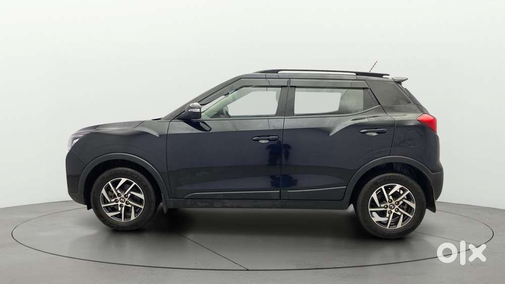 Mahindra Xuv300 W8 Option, 2023, Petrol