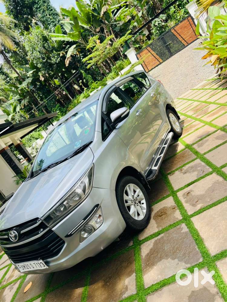 Toyota Innova Crysta 2017