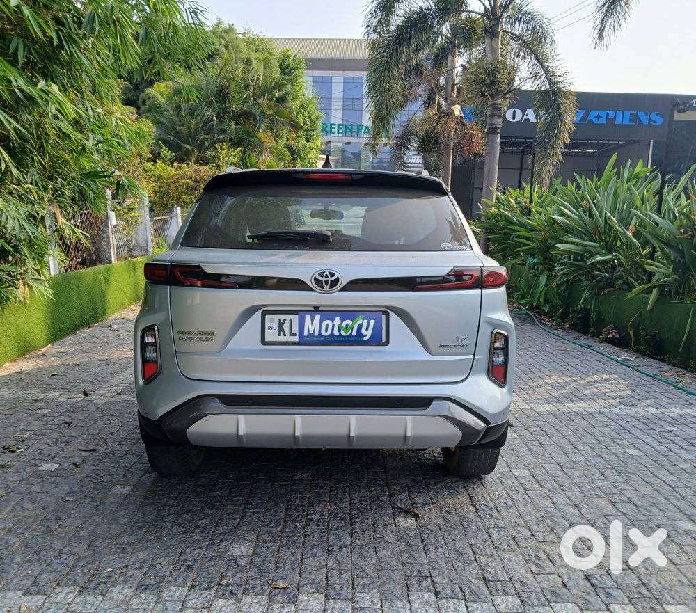 Toyota Urban Cruiser Hyryder 1.5 V Hybrid, 2022, Petrol