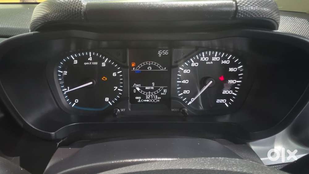 Tata Altroz Xm Plus Petrol, 2022, Petrol