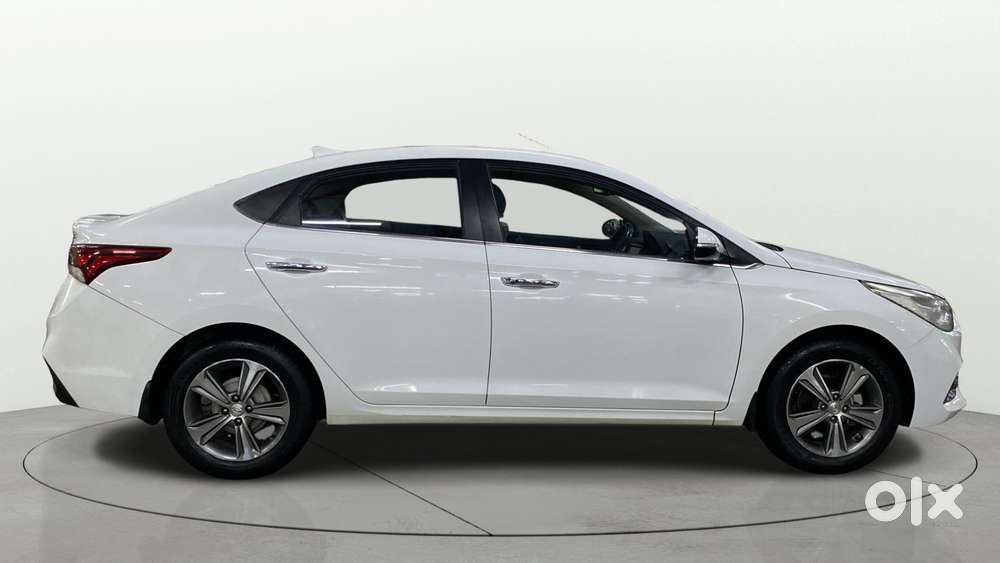 Hyundai Verna 1.6 Sx (o) Vtvt, 2019, Petrol