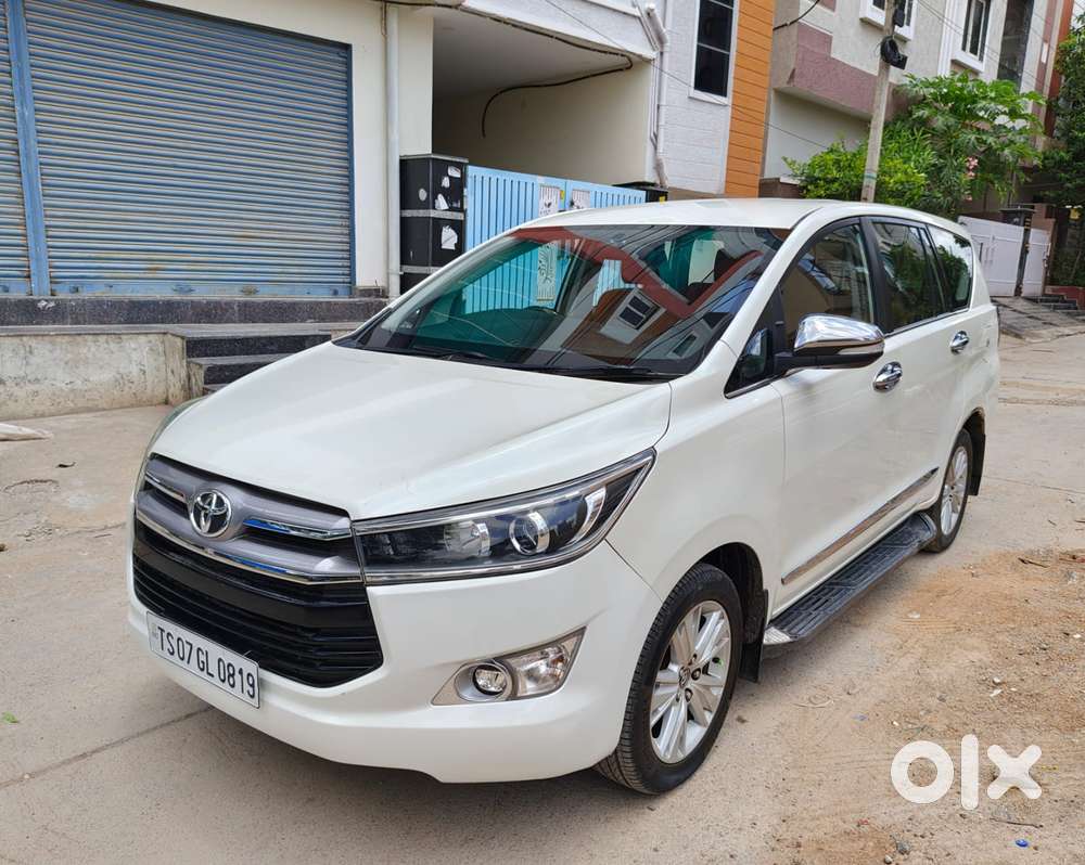 Toyota Innova Crysta 2.8z Automatic, 2018, Diesel