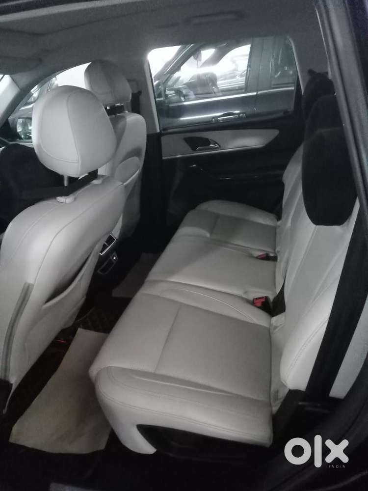 Mahindra Xuv700 2.2 Ax 7 Diesel At Luxury Pack Str, 2022, Diesel