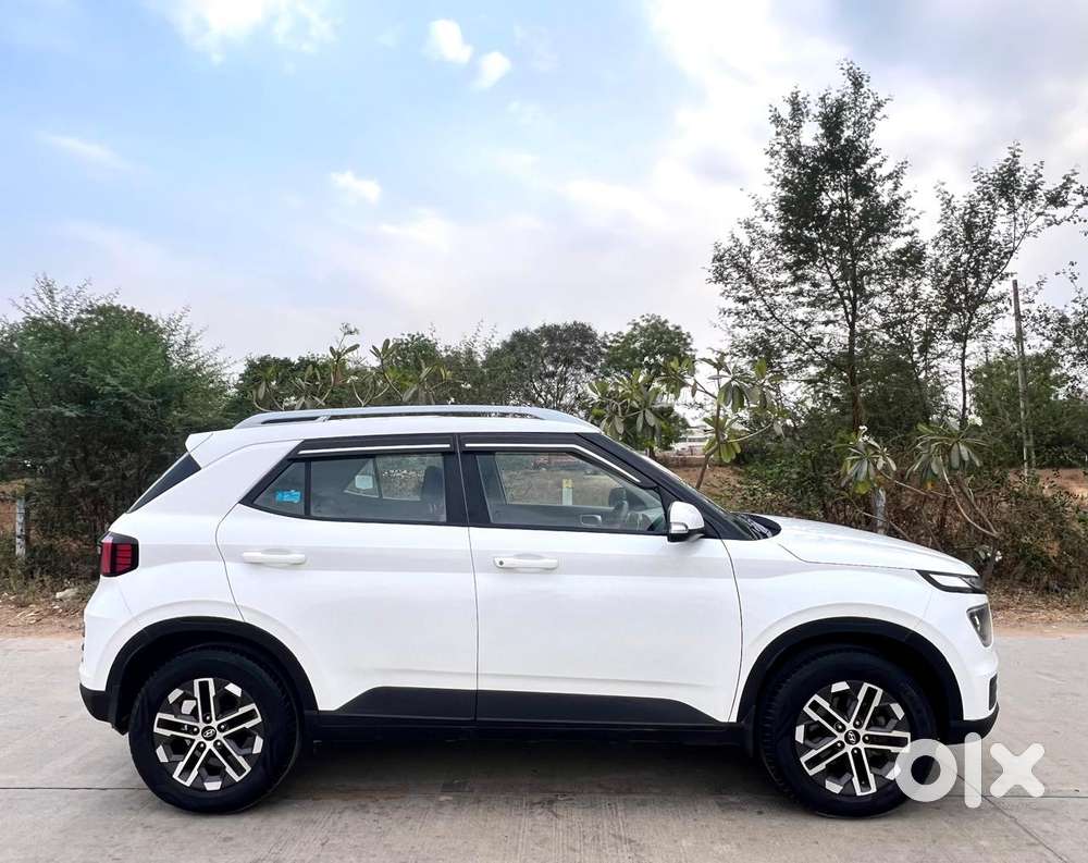 Hyundai Venue Sx, 2023, Petrol