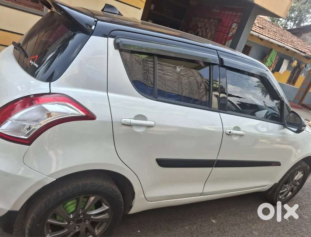 Maruti Suzuki Swift Zdi 2012
