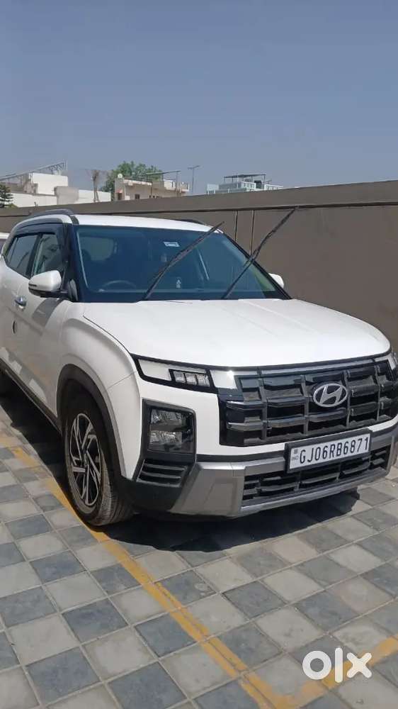 Hyundai Creta 2025 Petrol Well Maintained