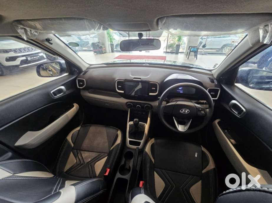 Hyundai Venue E 1.2 Petrol, 2023, Petrol