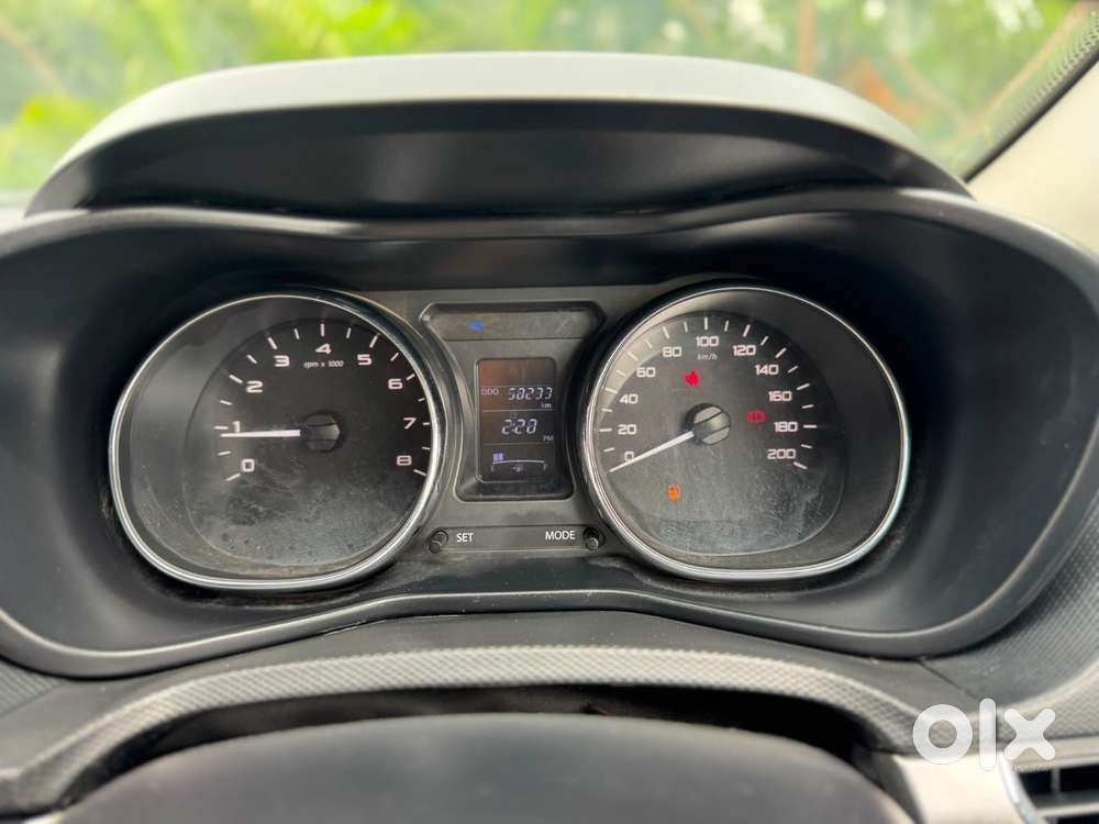 Tata Nexon 1.2 Revotron Xz, 2019, Petrol