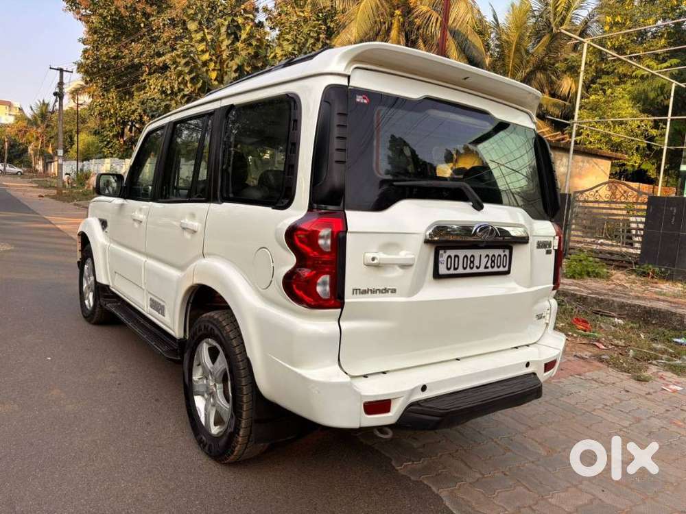 Mahindra Scorpio Classic 2.2 S 11 Mt 7 Str, 2018, Diesel