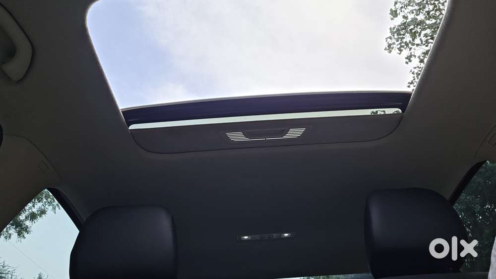 Skoda Slavia 1.0 Tsi Style At, 2023, Petrol