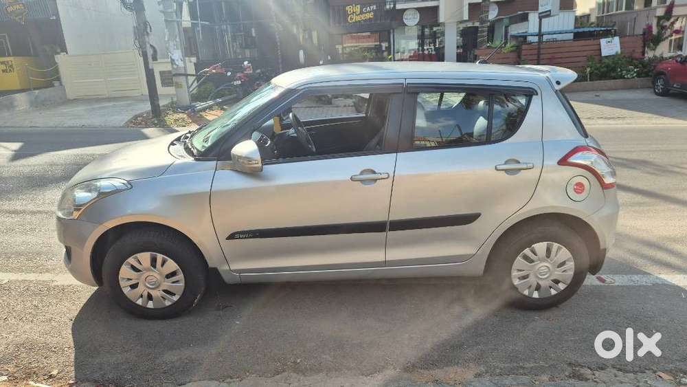 Maruti Suzuki Swift 1.2 Vxi (o), 2014, Petrol