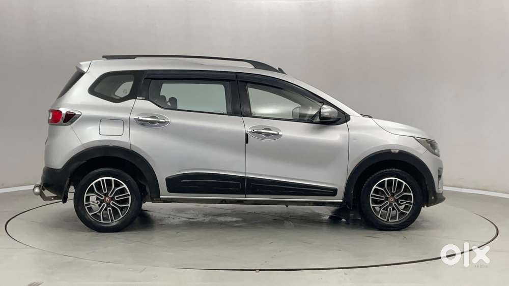 Renault Triber Rxz, 2021, Petrol