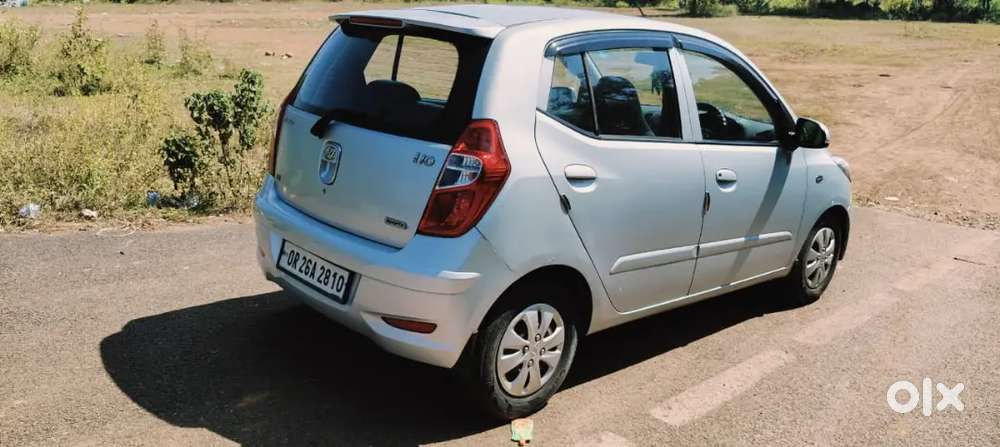 Hyundai I10 Sportz 2011 Model