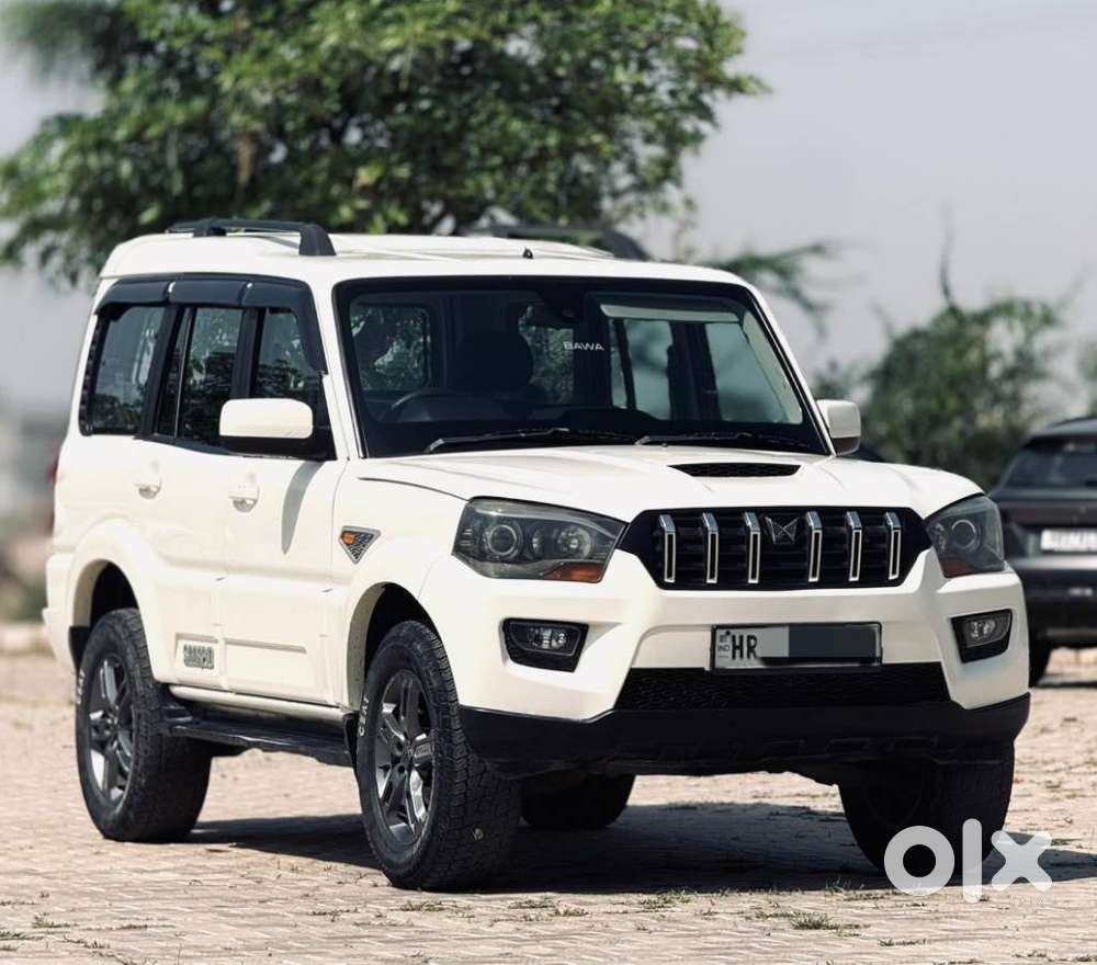 Mahindra Scorpio S10, 2015, Diesel