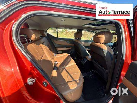 Honda Elevate Zx Cvt, 2023, Petrol