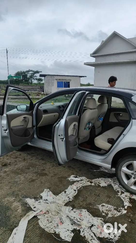 Skoda Rapid Elegance 2013