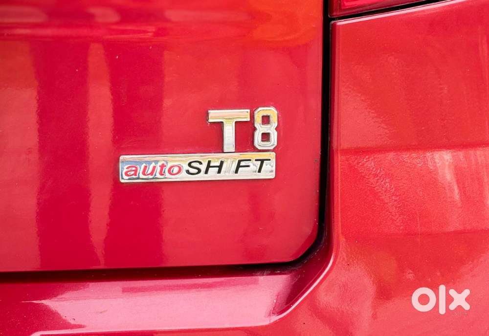 Mahindra Tuv 300 T8 Amt (automatic), 2018, Diesel