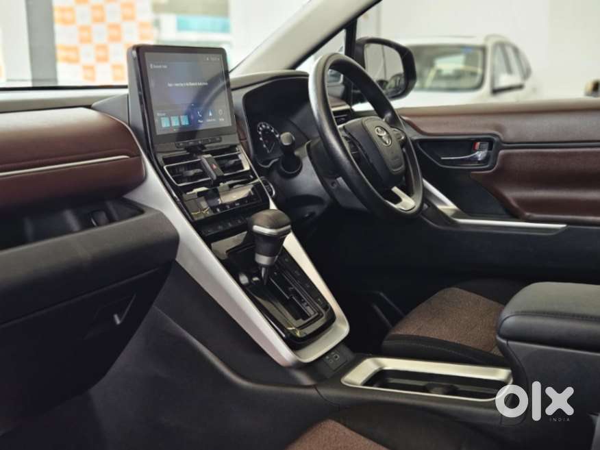 Toyota Innova Hycross 2.0 Gx 7 Str, 2024, Petrol