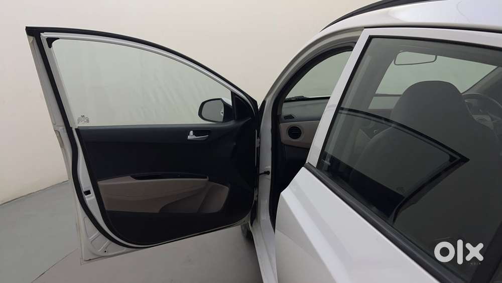 Hyundai Grand I10 1.2 Kappa Sportz, 2016, Petrol