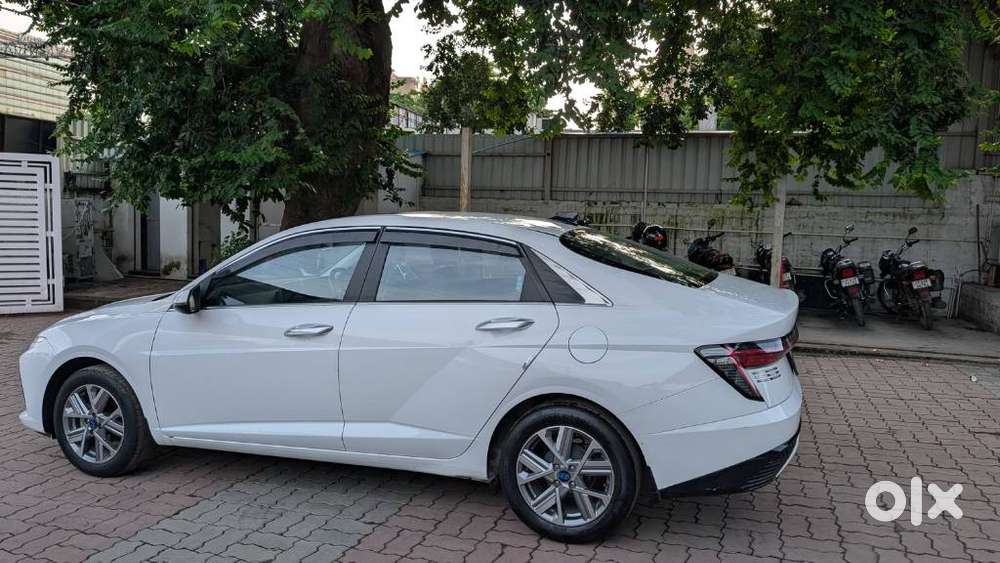 Hyundai Verna 1.5 Mpi Mt Sx (o), 2024, Petrol