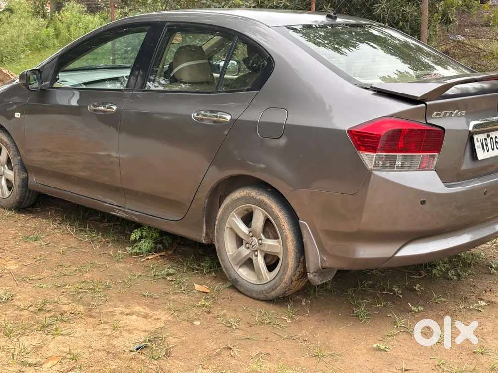 Honda City Hybrid Ehev 2011