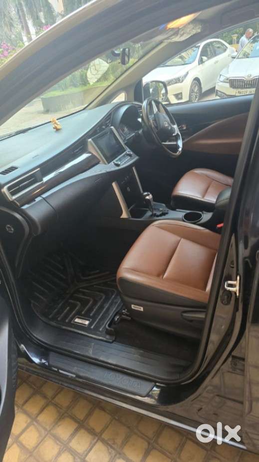 Toyota Innova Crysta 2.8z Automatic, 2018, Diesel