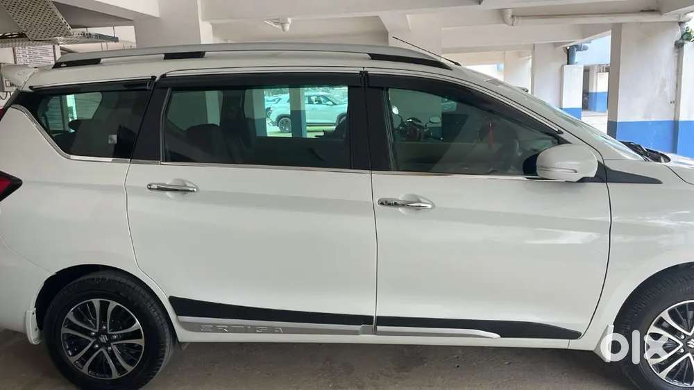 Nice Car Family Good Looking Car Vip Number