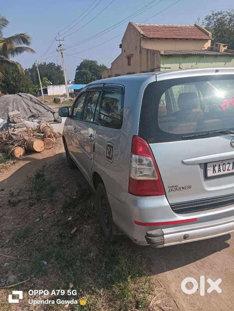 Toyota Innova 2010