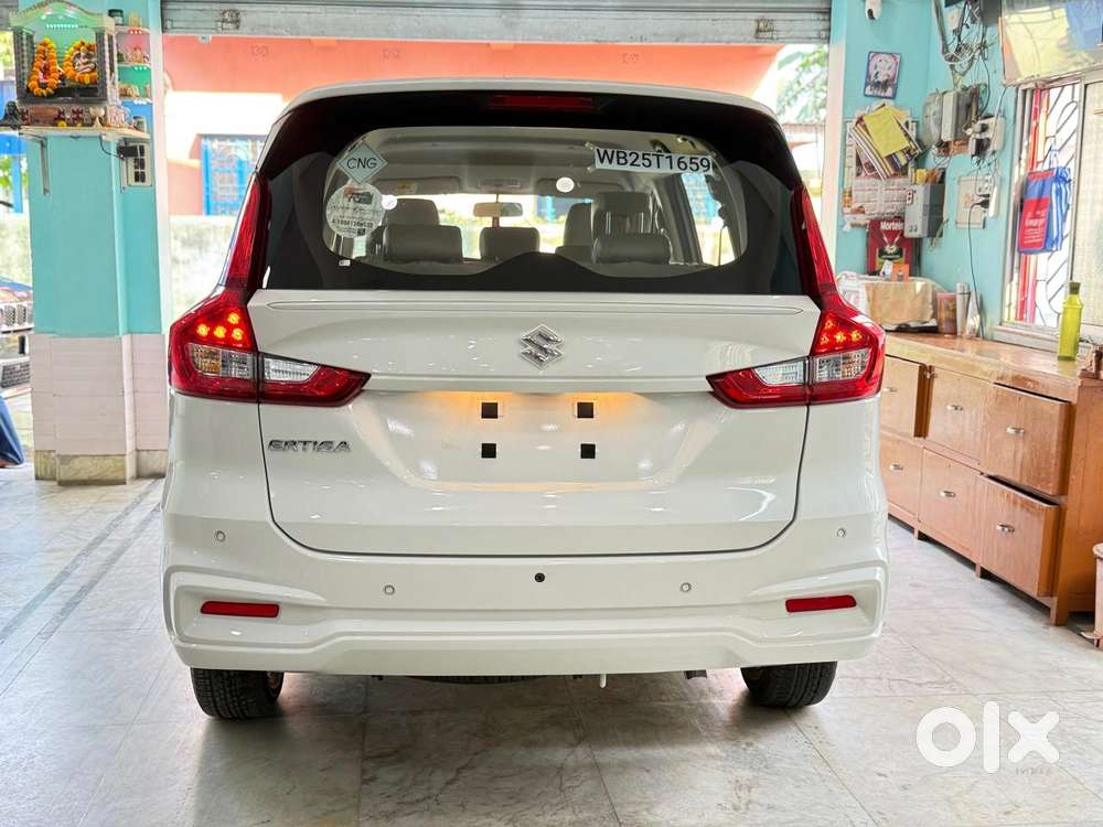 Maruti Suzuki Ertiga Vxi (o) Cng, 2025, Petrol