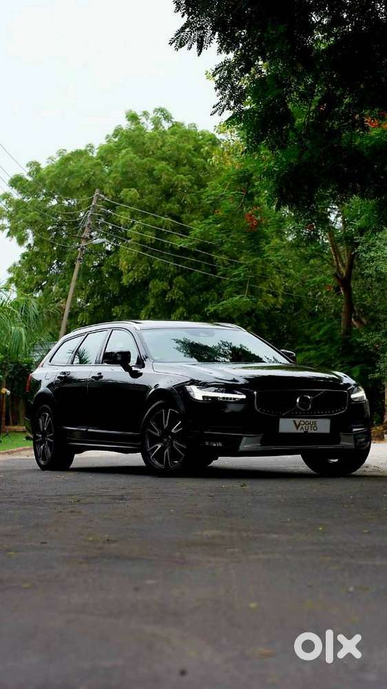 Volvo V90 Cross Country D5 Inscription, 2018, Diesel