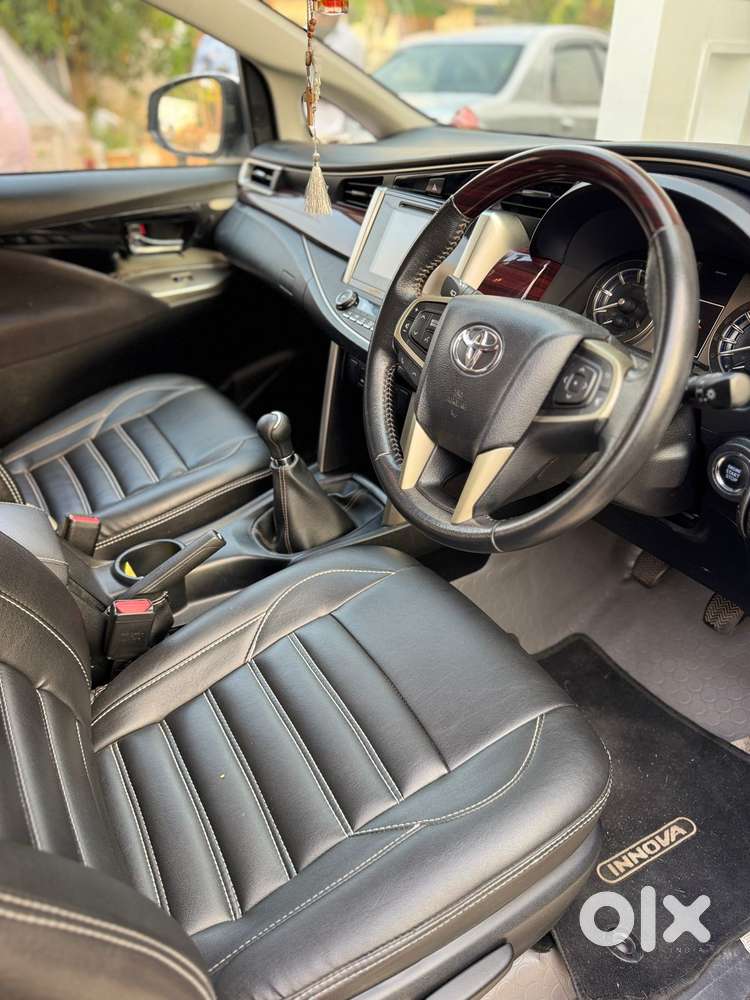 Toyota Innova Crysta 2.7 V, 2018, Diesel