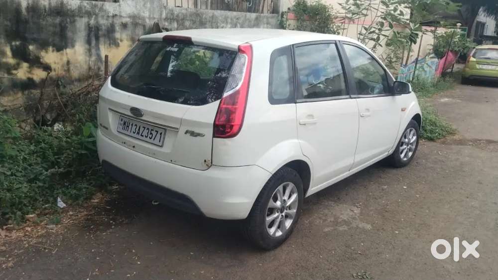 Ford Figo 2012 Petrol Manual