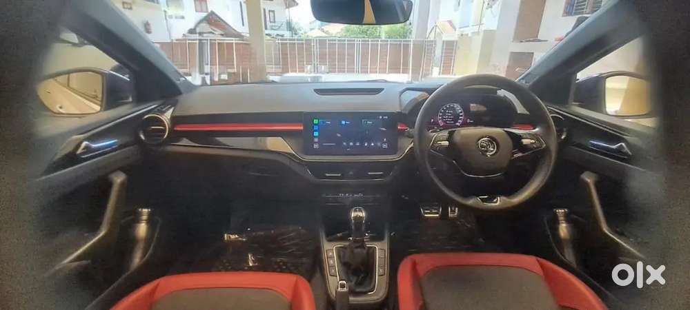 Skoda Slavia 2025 Petrol 5000 Km Driven Company Service